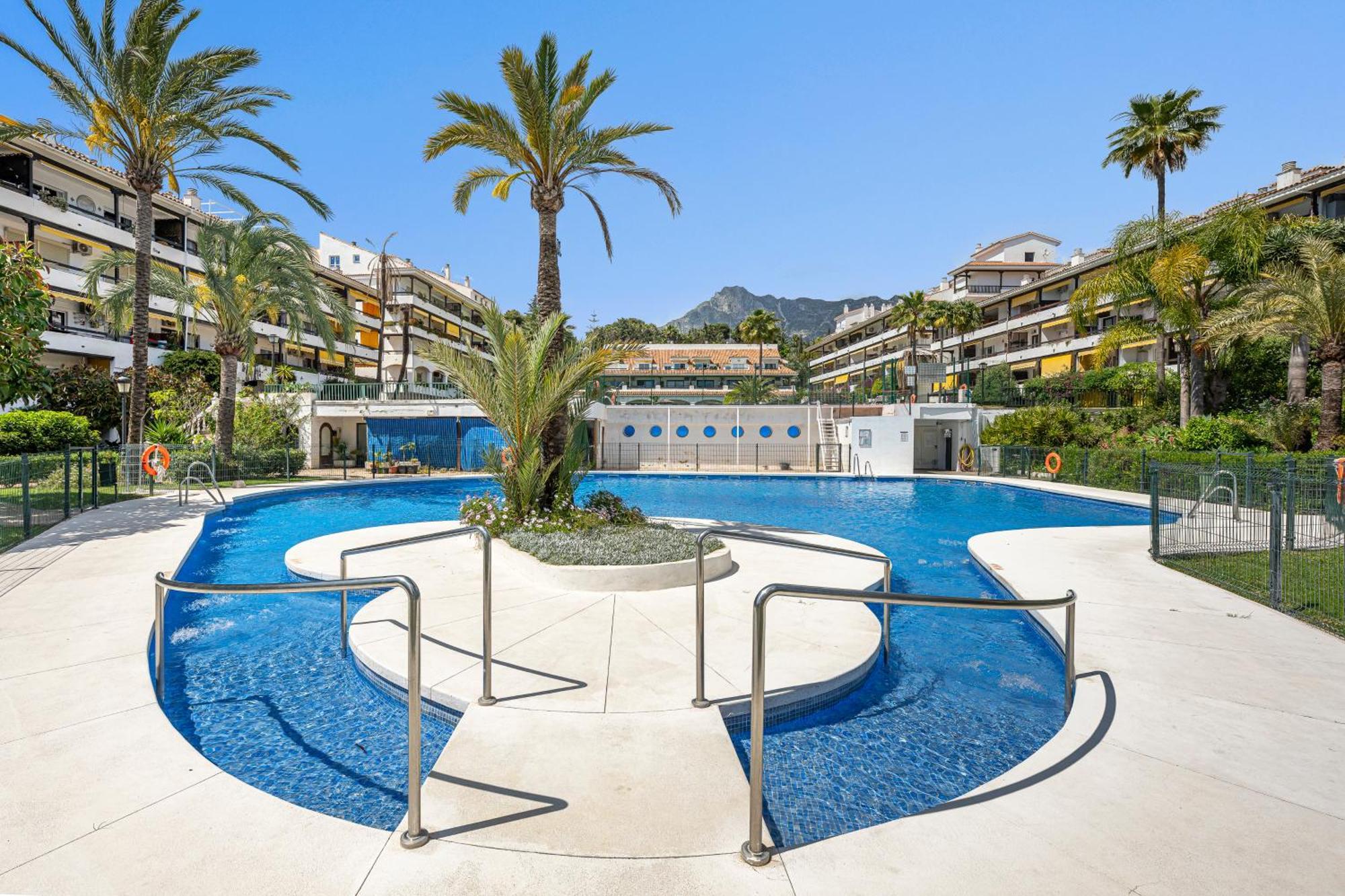 En Milla De Oro * Marbella